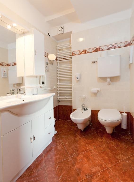 Hotel Rosalpina Folgaria Buitenkant foto
